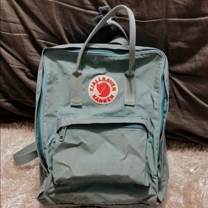 FJallraven kanken bag